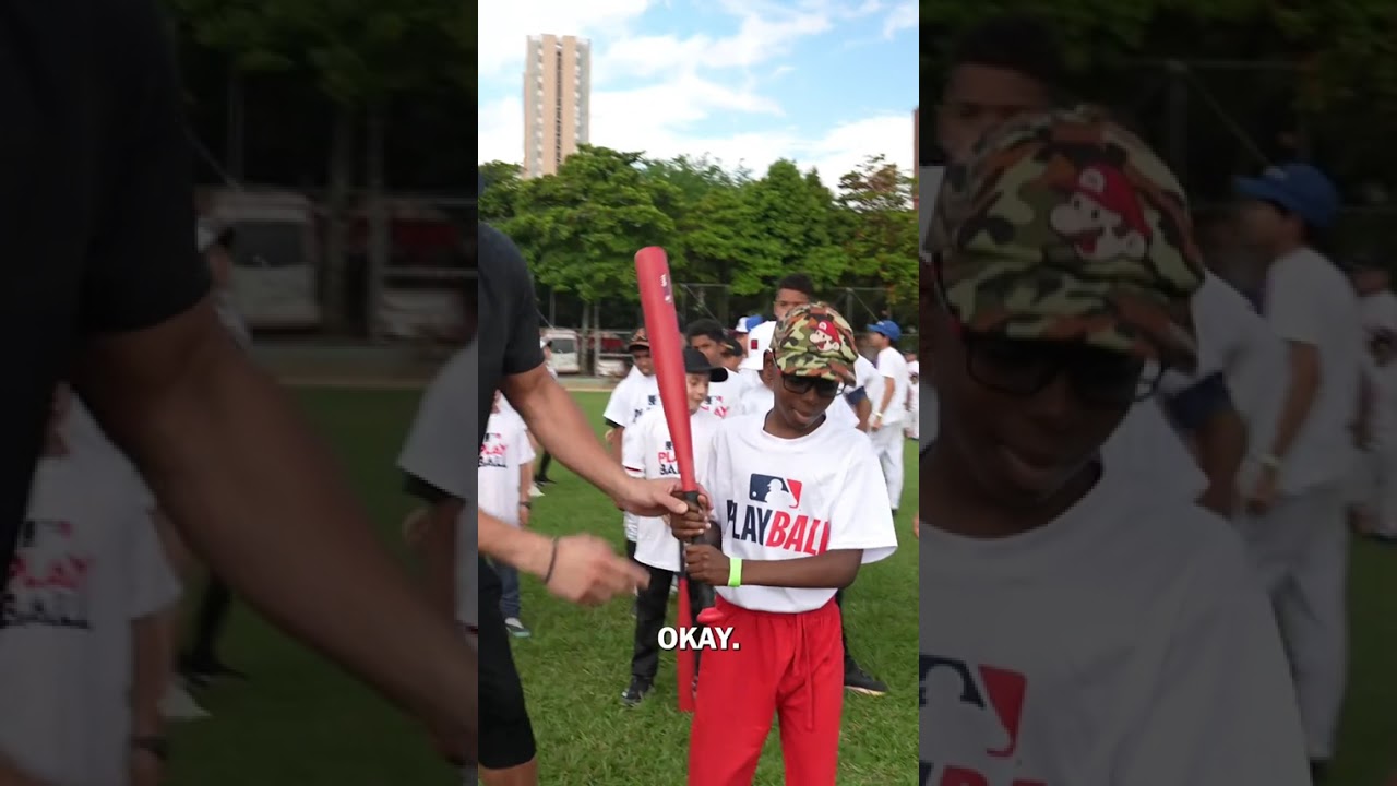 Hitting tips from a pro 😤 Giancarlo Stanton visited PlayBall Colombia! 🇨🇴