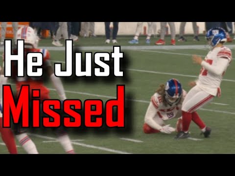 Kicker pulls a Charlie Brown and completely misses the ball | New York Giants V New England Patriots