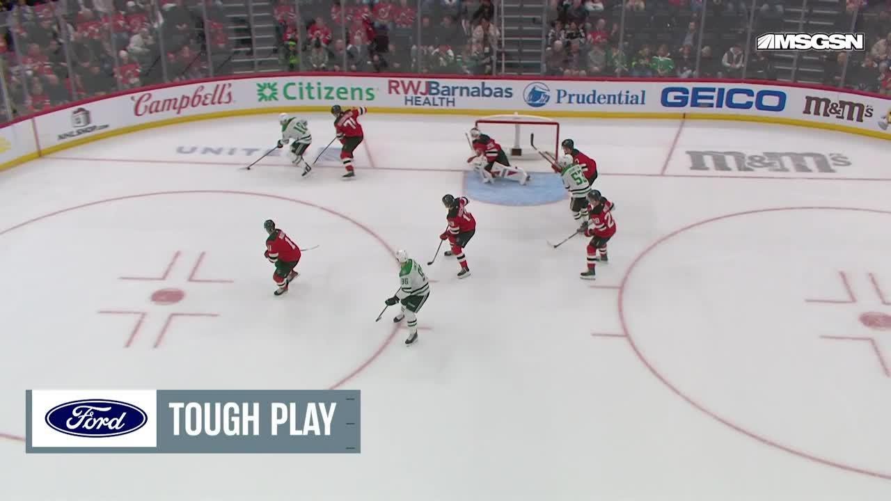 Mikko Rantanen scores a goal against the New Jersey Devils