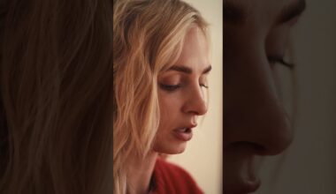 Brenden Dillon's wife Emma reads a letter to her husband