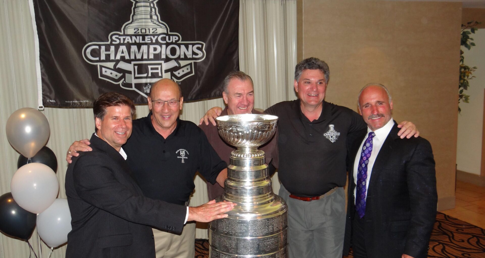 Happy 70th birthday to LA Kings legend, Dave Taylor!