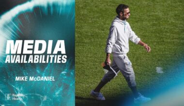 Coach Mike McDaniel meets with the media | Miami Dolphins