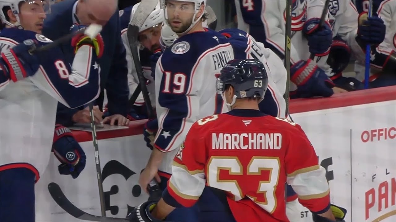 Brad Marchand Tries to Listen in on Columbus Timeout