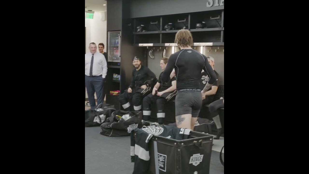 Bounced back ☑️  #gokingsgo #hockey