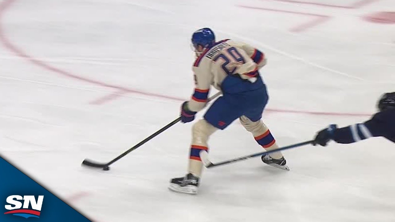 Oilers' Leon Draisaitl Takes Stretch Pass And Buries Backhand For Breakaway Goal