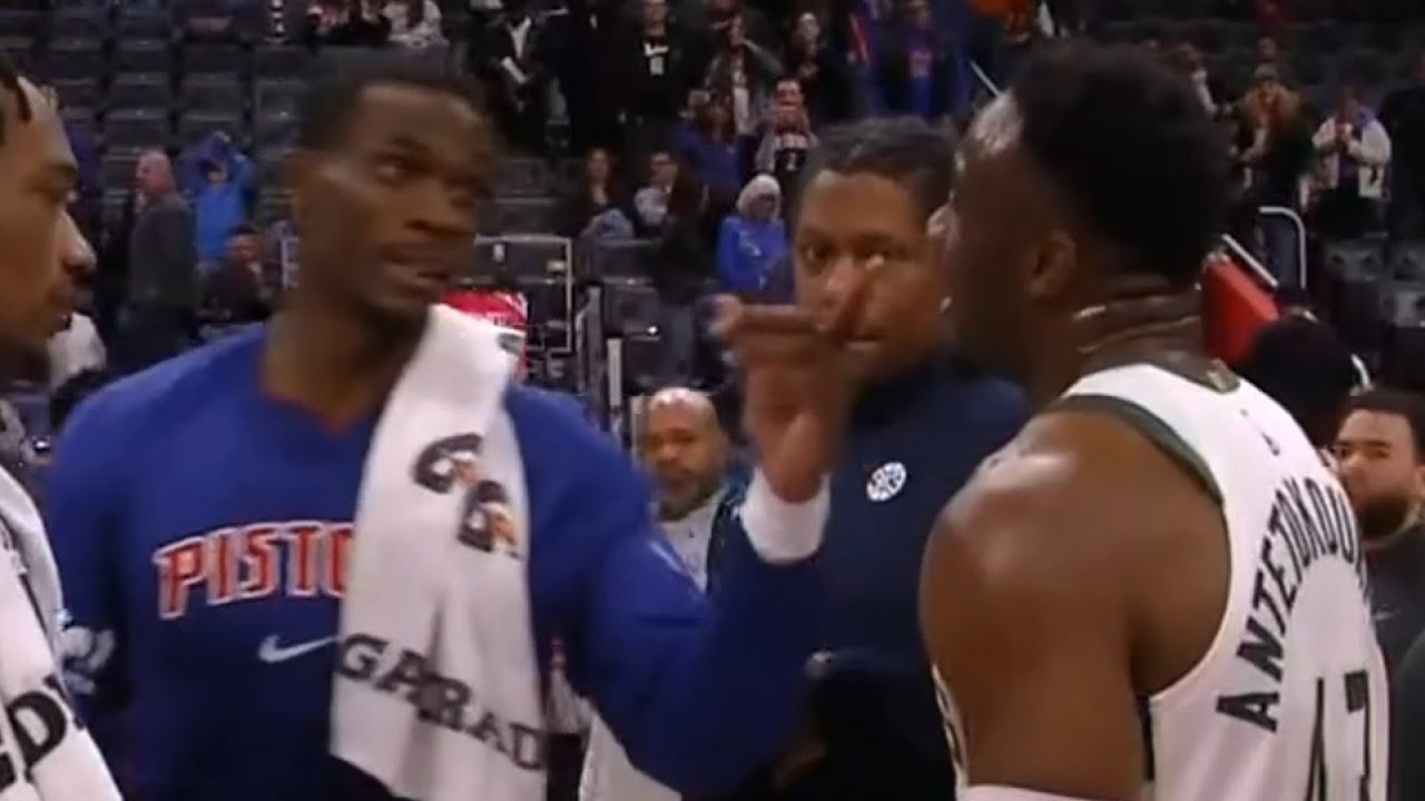 Jalen Duren has words for Thanasis after the game for hard foul 👀