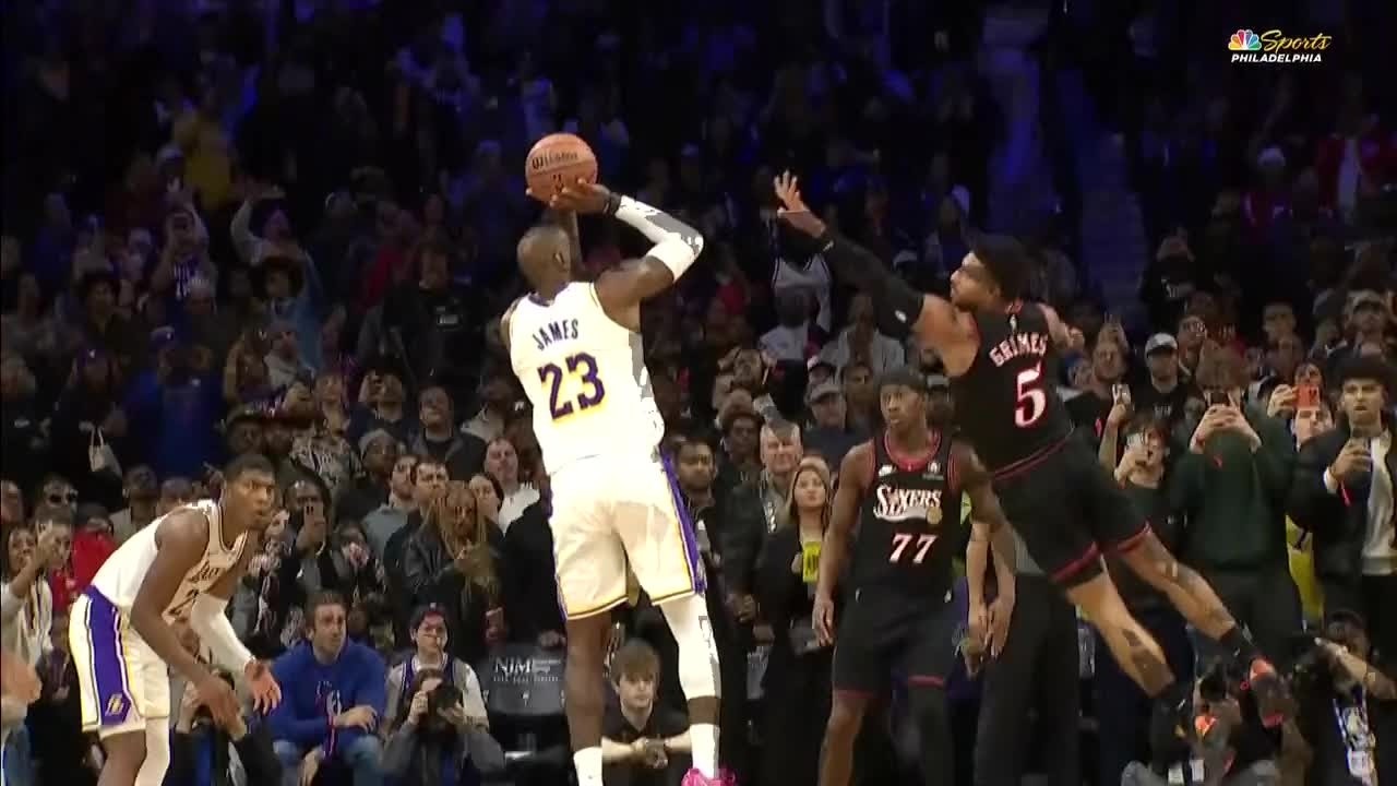 VINTAGE LEBRON JAMES WAS CLUTCH IN Q4 FOR LAKERS VS. 76ERS 🔥 | NBA on ESPN