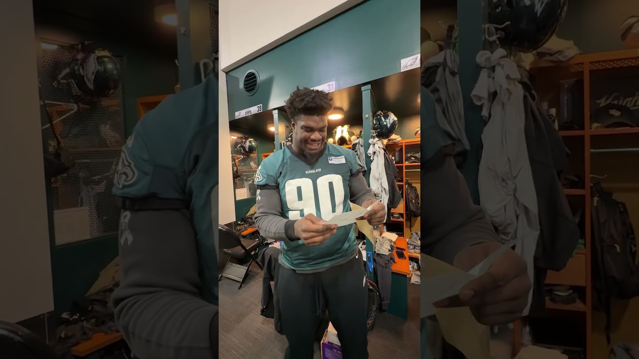 Opening the sweetest letters from the Eagles Kids Club #shorts