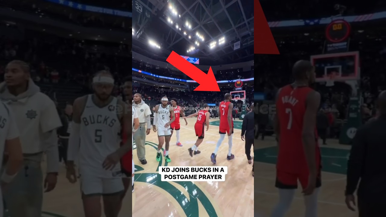 KEVIN DURANT JOINS THE BUCKS IN A POSTFME PRAYER!