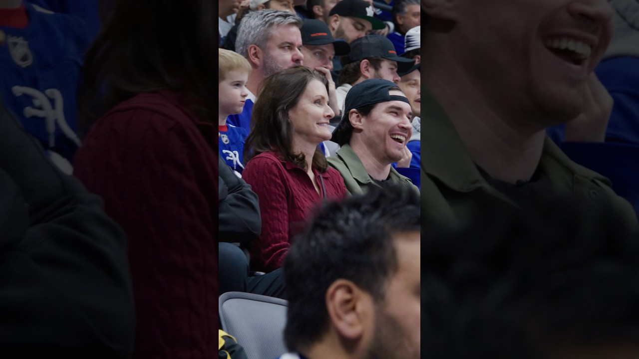 Jeff Malott’s brother Mike was mic’d up at our game in Toronto last month! 🎤 #lakings #hockey #ufc