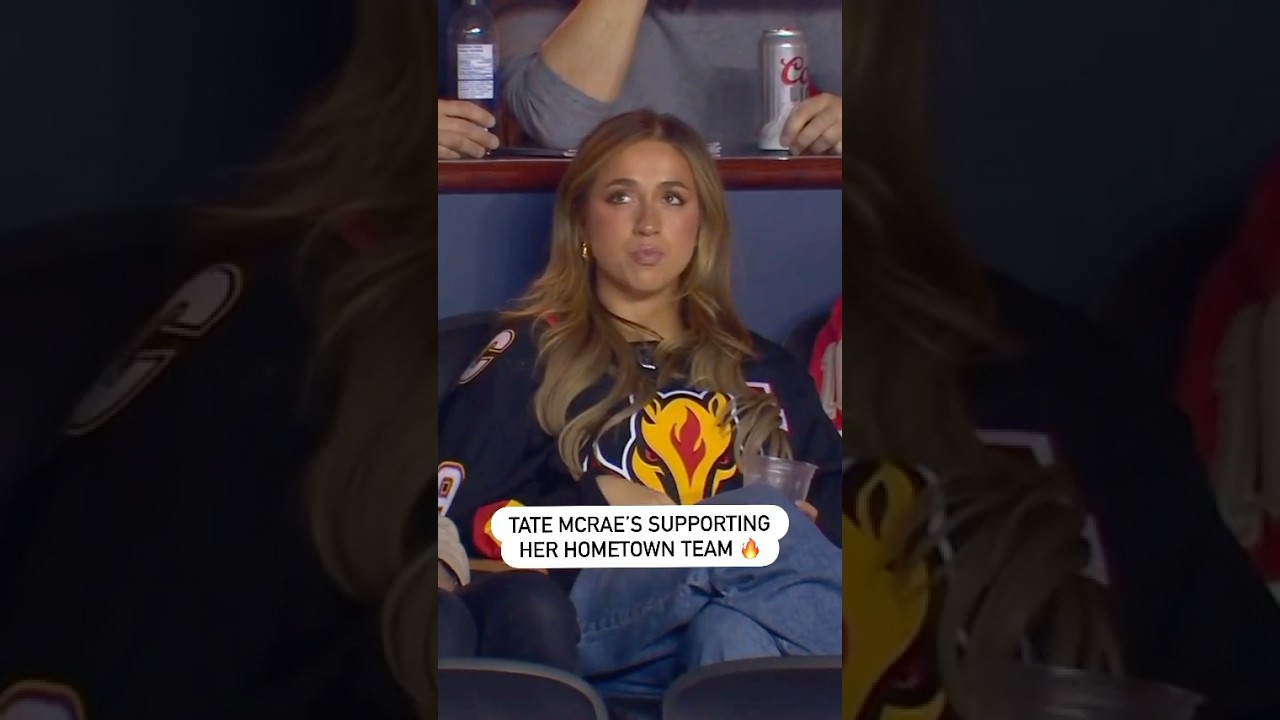 Tate McRae Is In The Saddledome Supporting The Flames 🫶