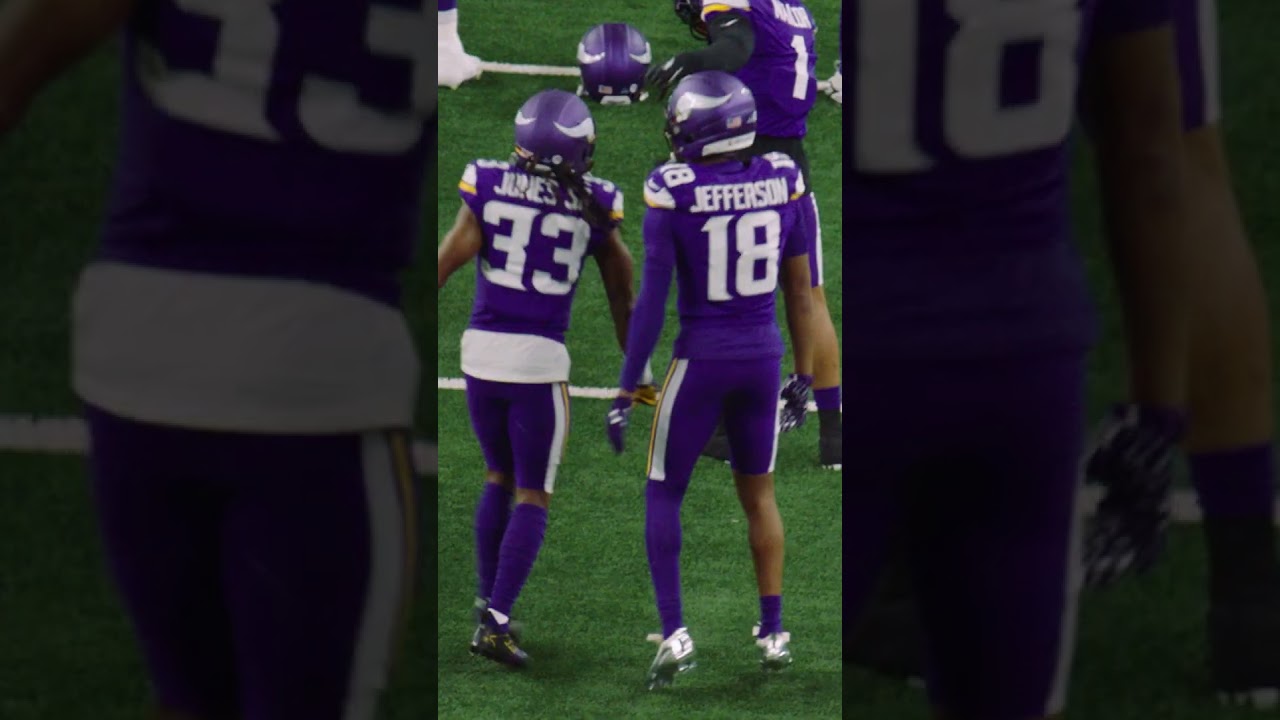 Justin Jefferson, the ultimate teammate 🏈