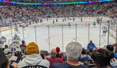 Checking in for the 3rd, Necas back on the ice