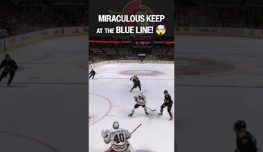 HOW did he keep this play alive!? 😱