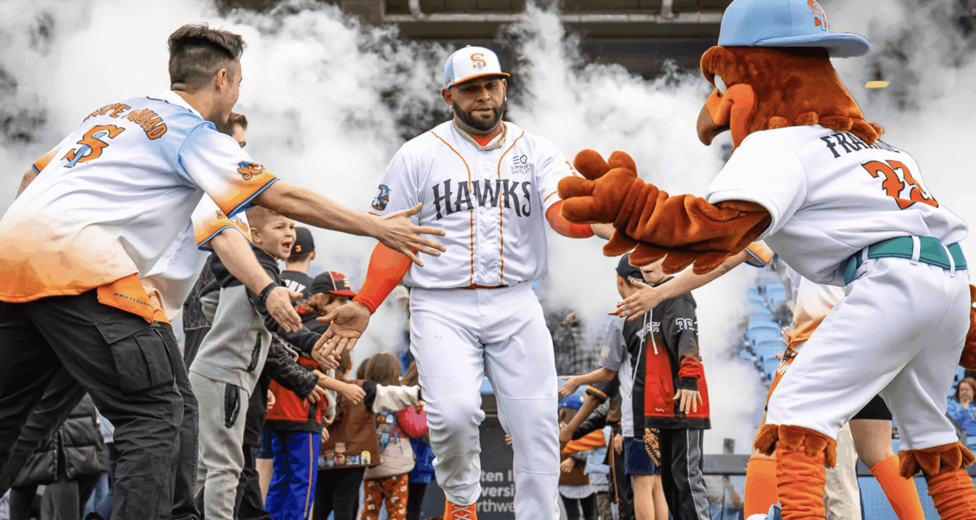 Honus Stands Alone :(