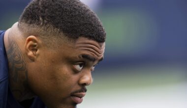 Seahawks' Byron Murphy feels disrespected at not making the Pro Bowl despite one of NFL's best DT seasons. Yet the 23-year-old from Texas just received the best Christmas present. His baby girl is finally home, after 10 scary weeks in the NICU