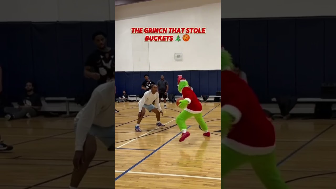 Merry Swishmas 😮‍💨🎄 (Via rob.vacco/IG)