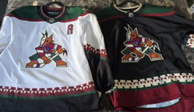 The perfect christmas sweaters don't exist-