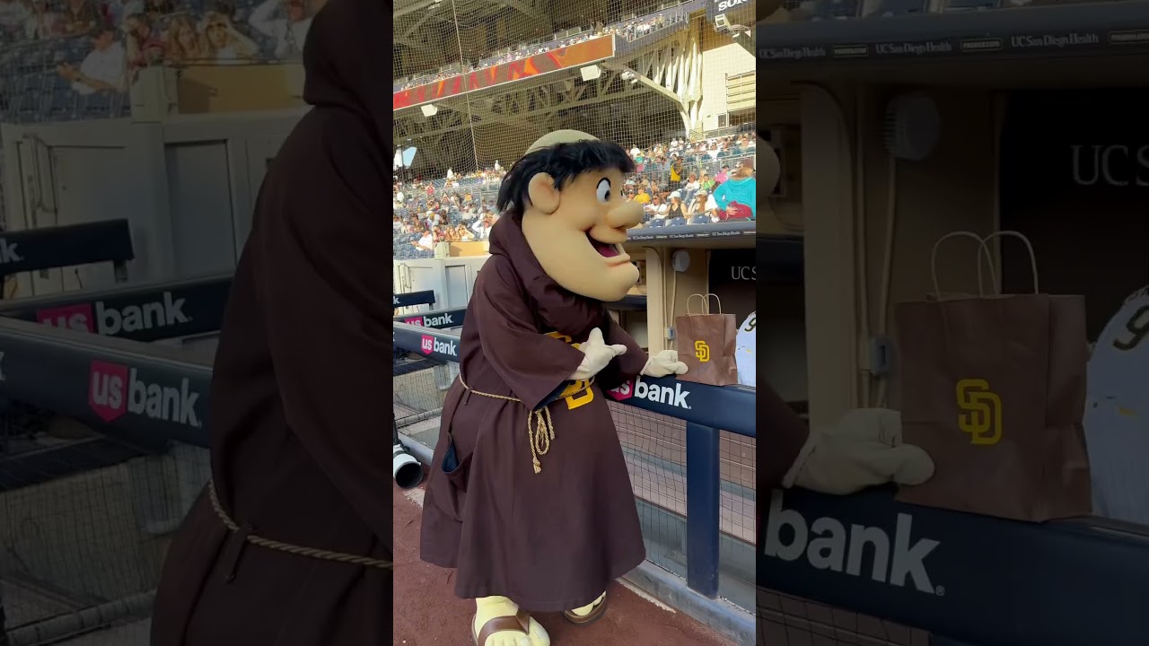 They’re besties 🥰 #MLB #Baseball #Padres