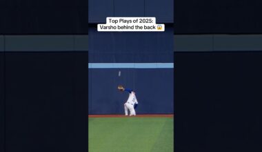 DAULTON 😱 VARSHO 🤯 #MLB #BlueJays #Toronto #DaultonVarsho