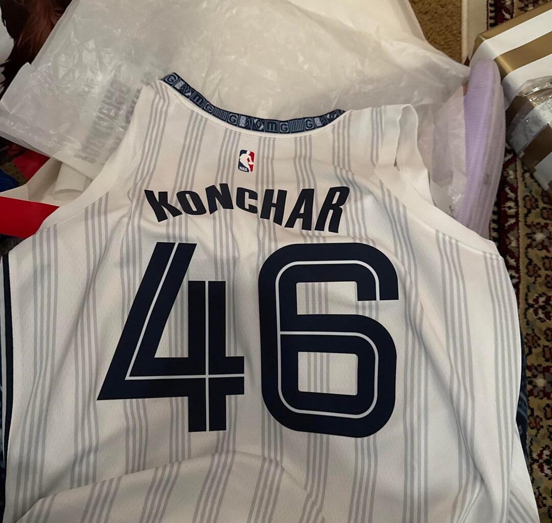 Received my first NBA jersey this Grizzmas!