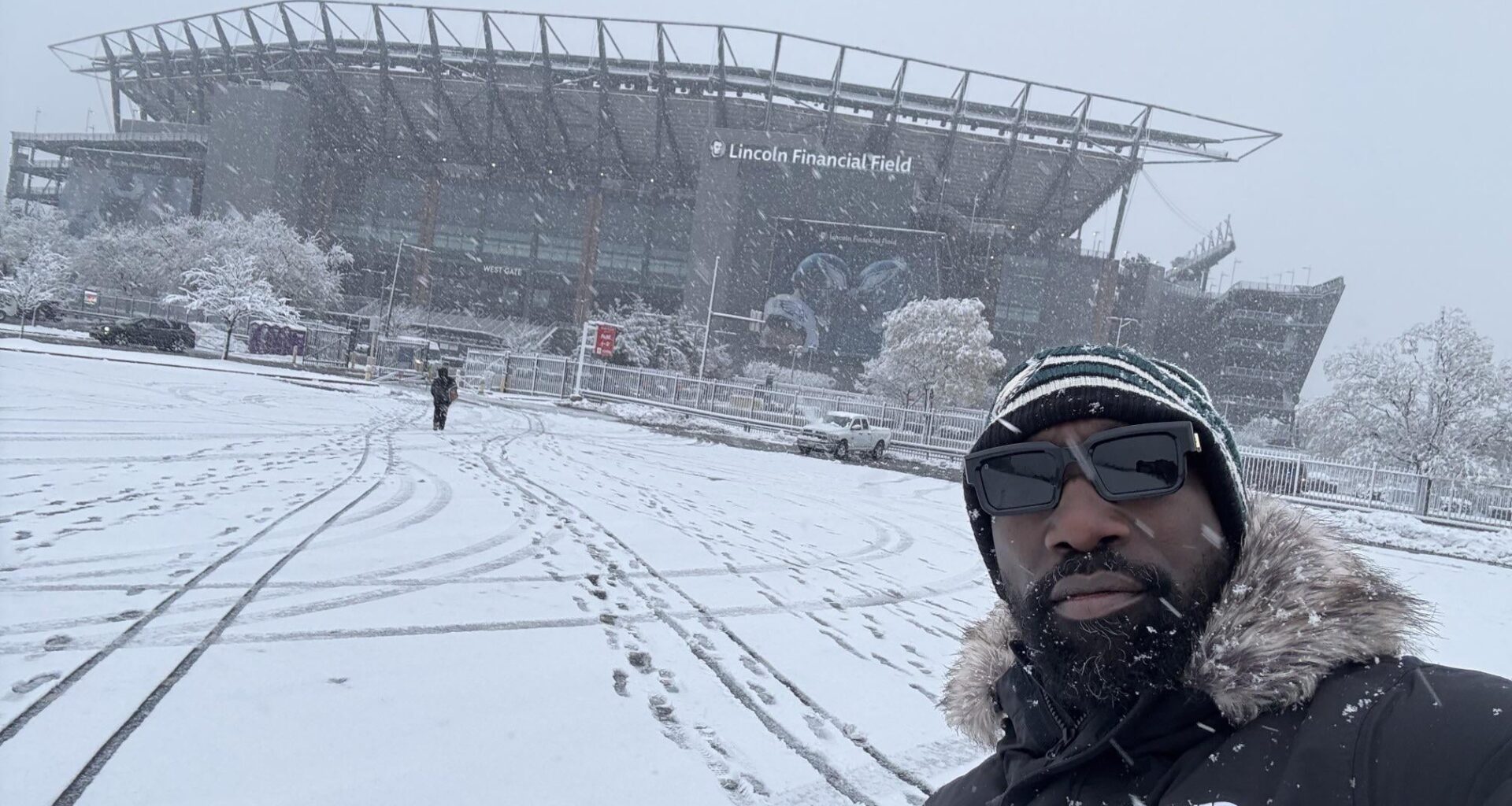 [Ike Reese] It’s Snowing at the Linc