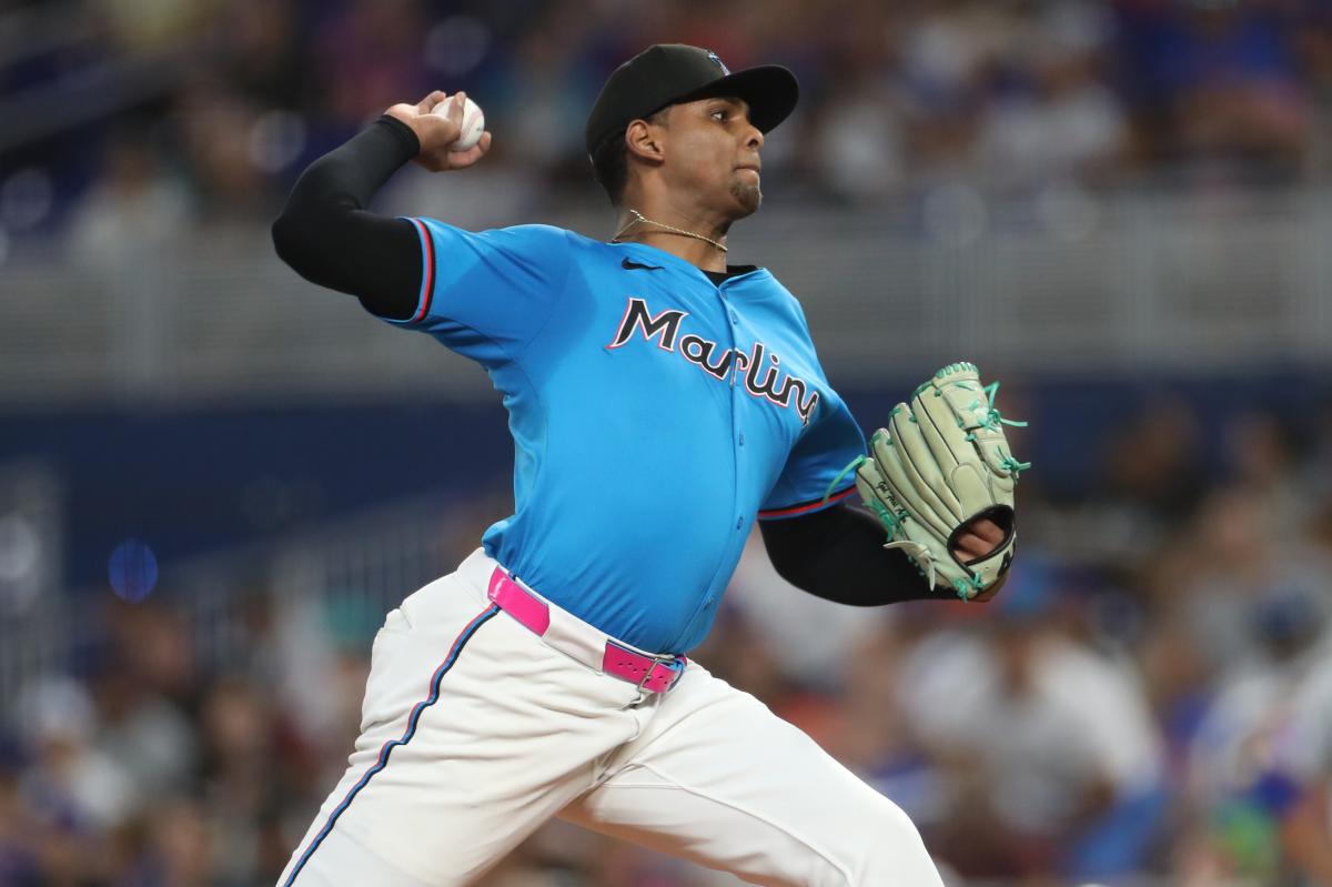 Two teams drop out of trade sweepstakes for Marlins' Edward Cabrera
