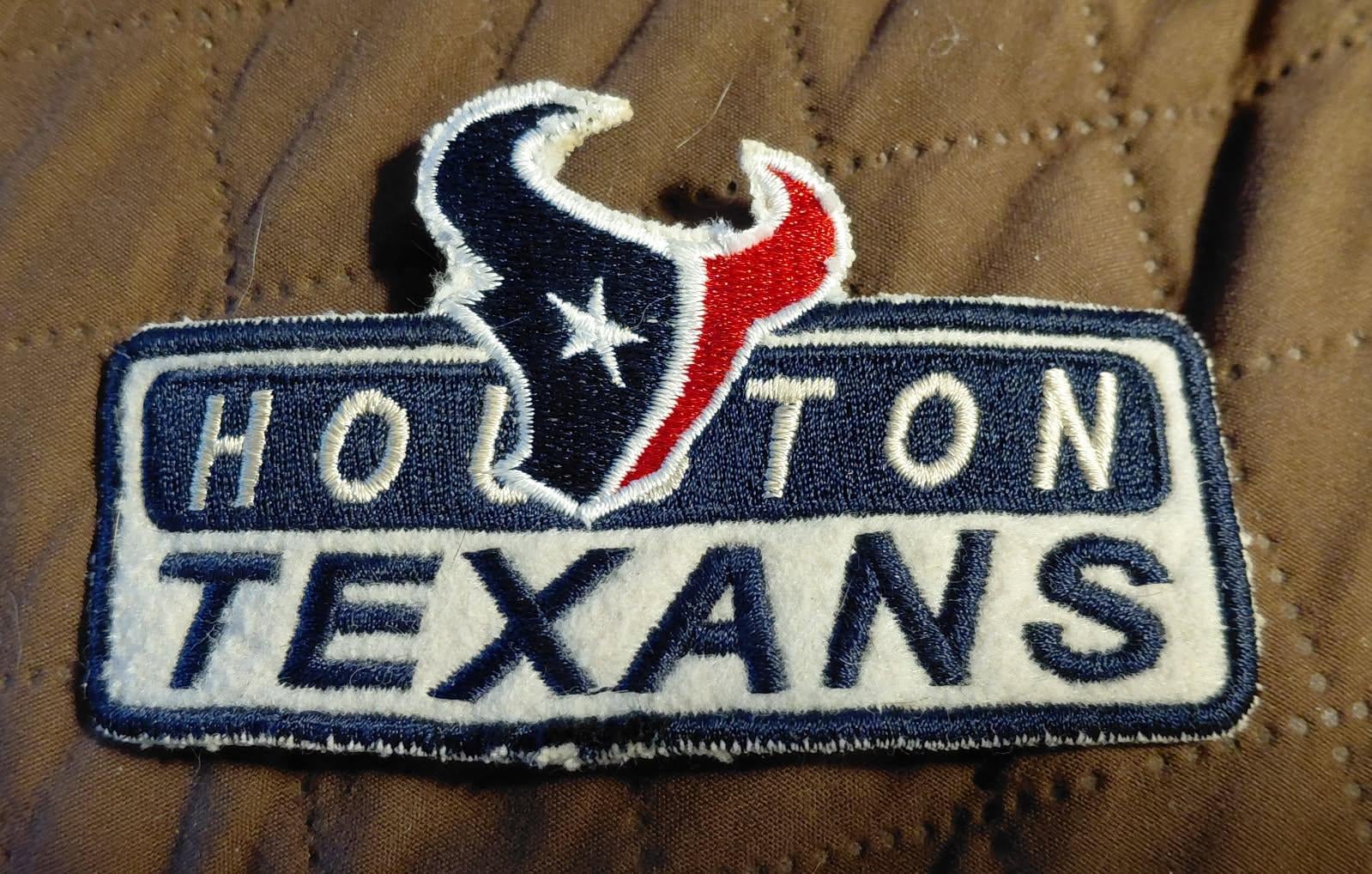 Looking for a vintage hat with this patch.