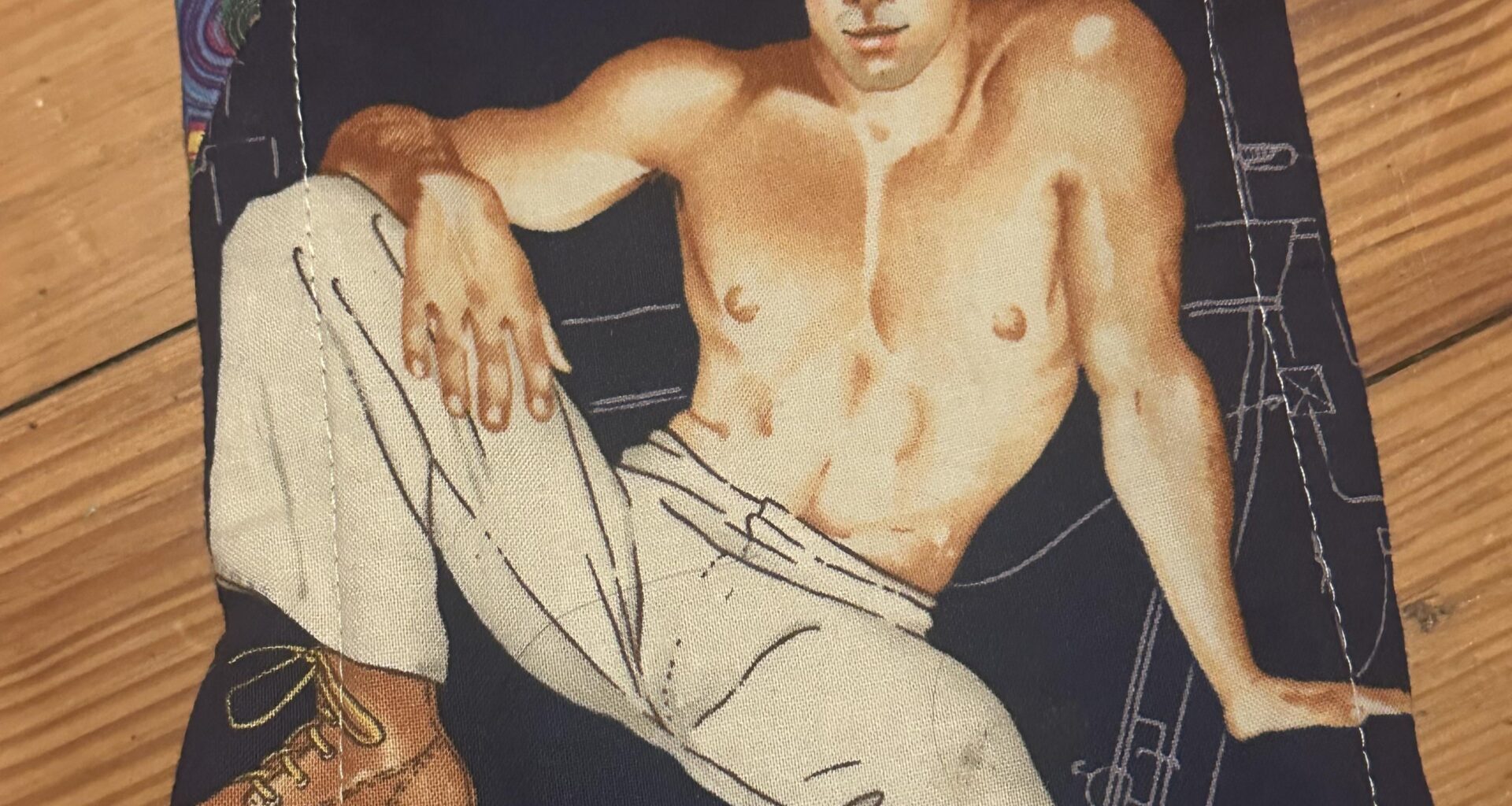 Why my friend’s oven mitt look like a sleezy Brook Lopez?