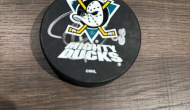 does anyone know who's signature this is and if it's worth anything?