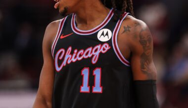 The Motorola patch looks EXTRA big on the City Jerseys.