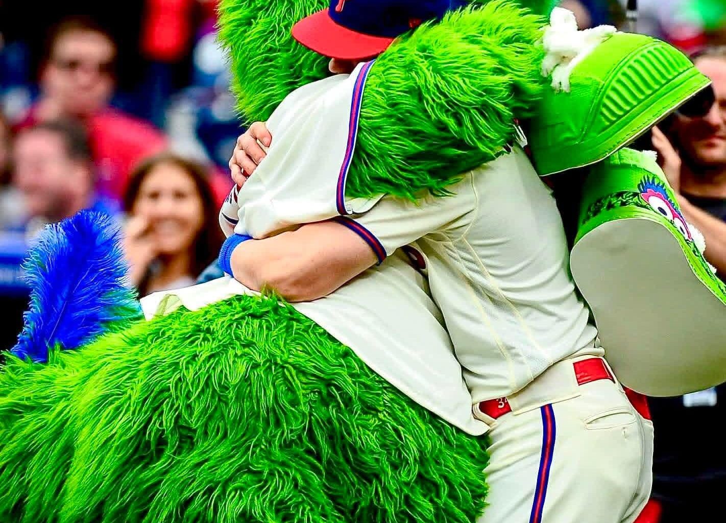 Bryce Harper announced today he will be playing for the U.S WBC team