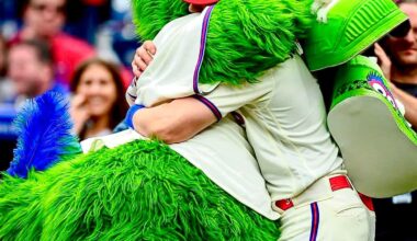 Bryce Harper announced today he will be playing for the U.S WBC team