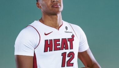 Dru Smith Is Hunting Steals For Fun This Season!