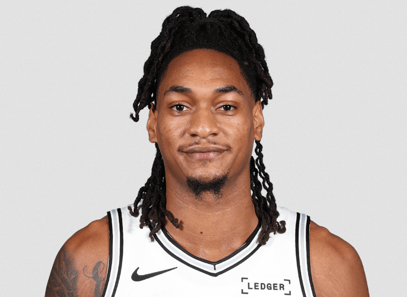 In the 9 games since Victor has gone down. Devin Vassell has put up 18/4/3 on 48/44/100 efficiency(61% TS) with 1 steal and 1 block per game. In that time the Spurs are 7-2 and 4th in the Western Conference standings!