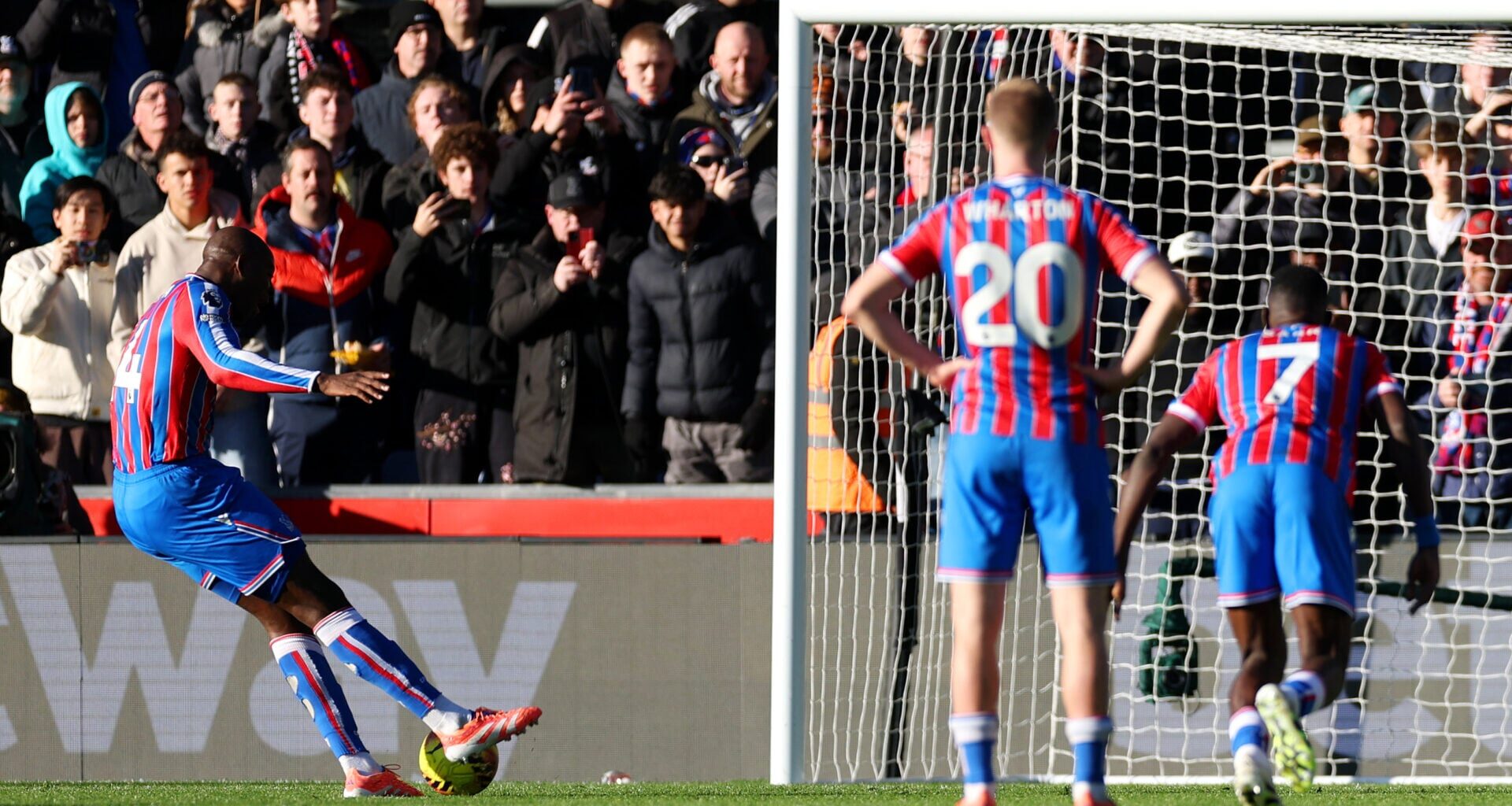 'Beyond me'... former star hits out at Mateta penalty re-take vs Man Utd, Mark Clattenburg gives verdict