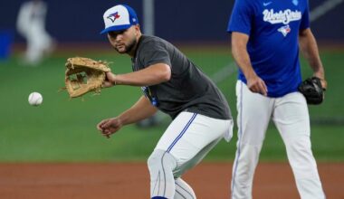 Report: Bo Bichette informs suitors he willing to move to 2B