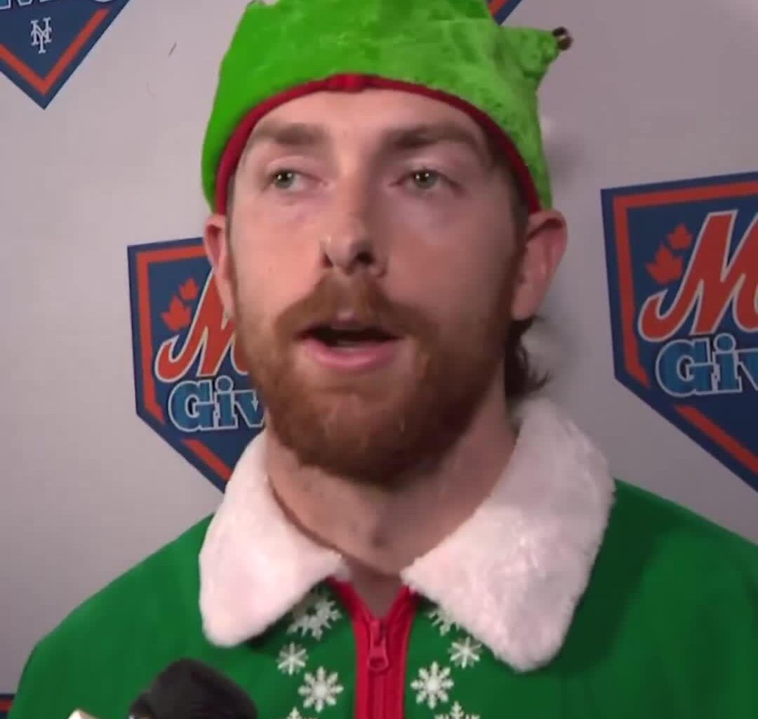 Nolan McLean was asked about being an elf with fellow young pitchers Jonah Tong and Brandon Sproat at the Mets Holiday Party: "I don't know who Nolan is, I'm just an elf"