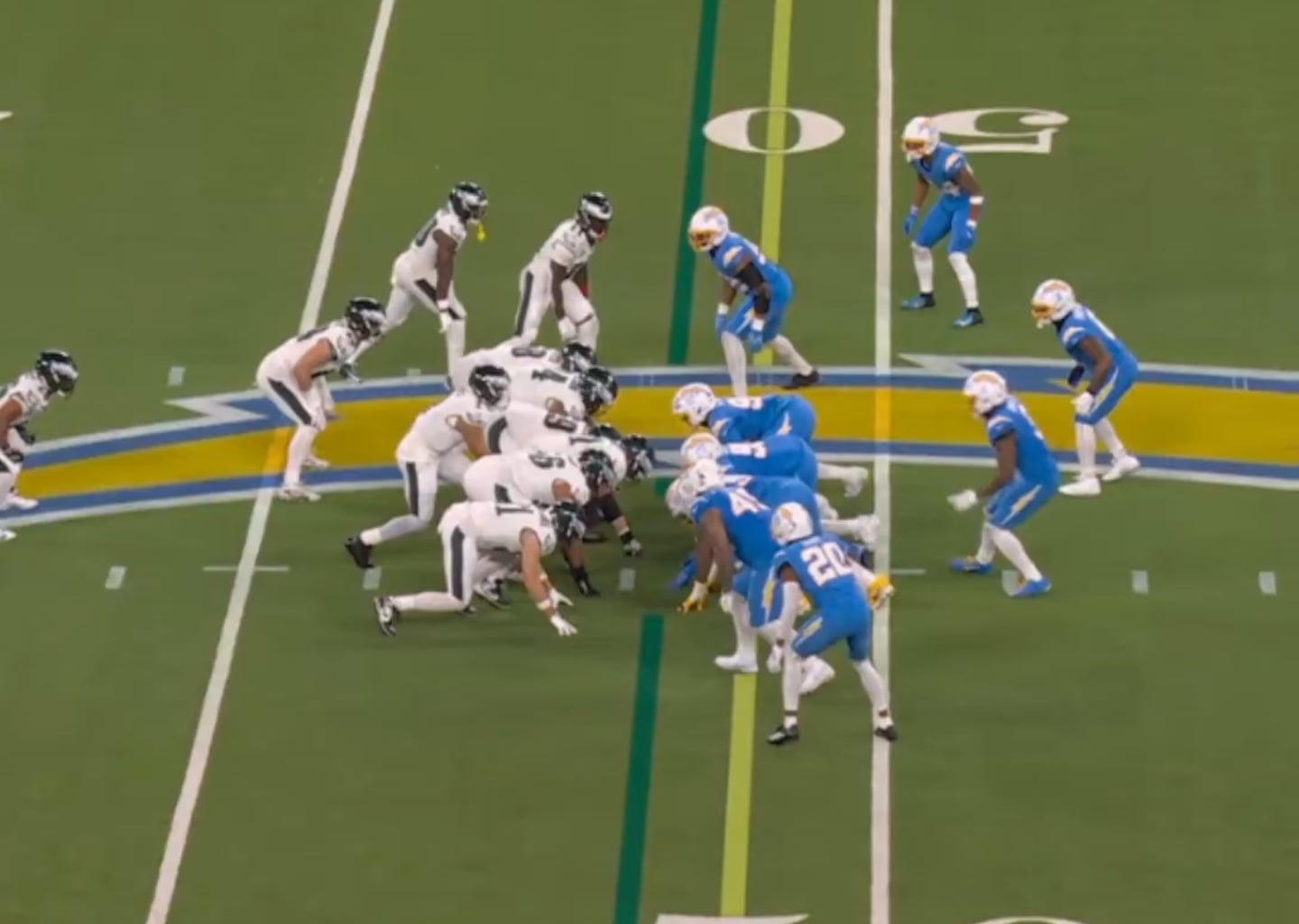 Saquon breaks one for the Eagles first TD of the game!