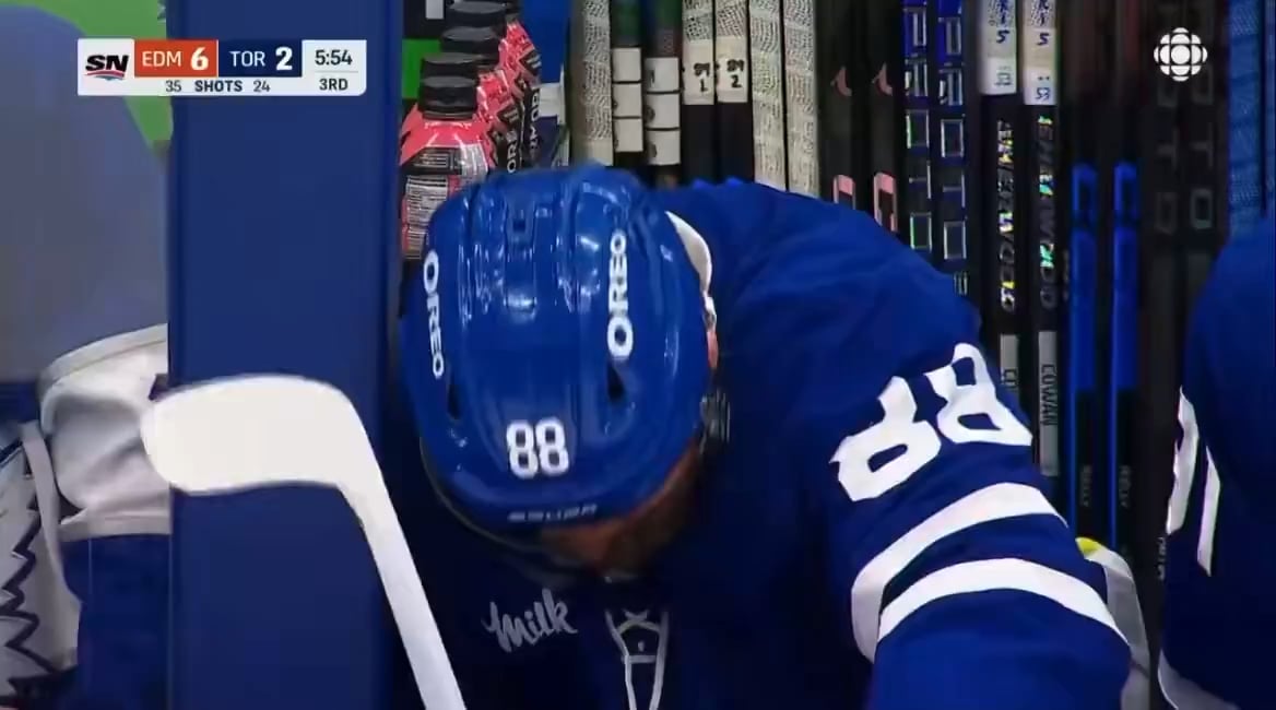 It's crazy that they allowed William Nylander to play when he was clearly sick