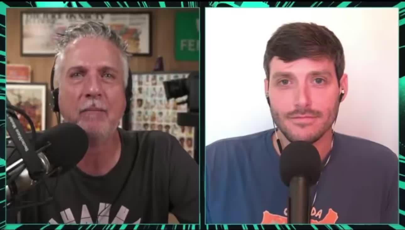 [Bill Simmons] “I don’t wanna defend the Heat, cause I hate the Heat—but it’s crazy they won’t have that pick cause they traded for Rozier who was under a gambling investigation and the other team didn’t tell them. They should get the pick back… I’ve never seen the league fuck over a team like this”