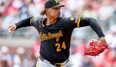 Pirates trade Johan Oviedo to Red Sox, receive top-100 prospect Jhostynxon Garcia