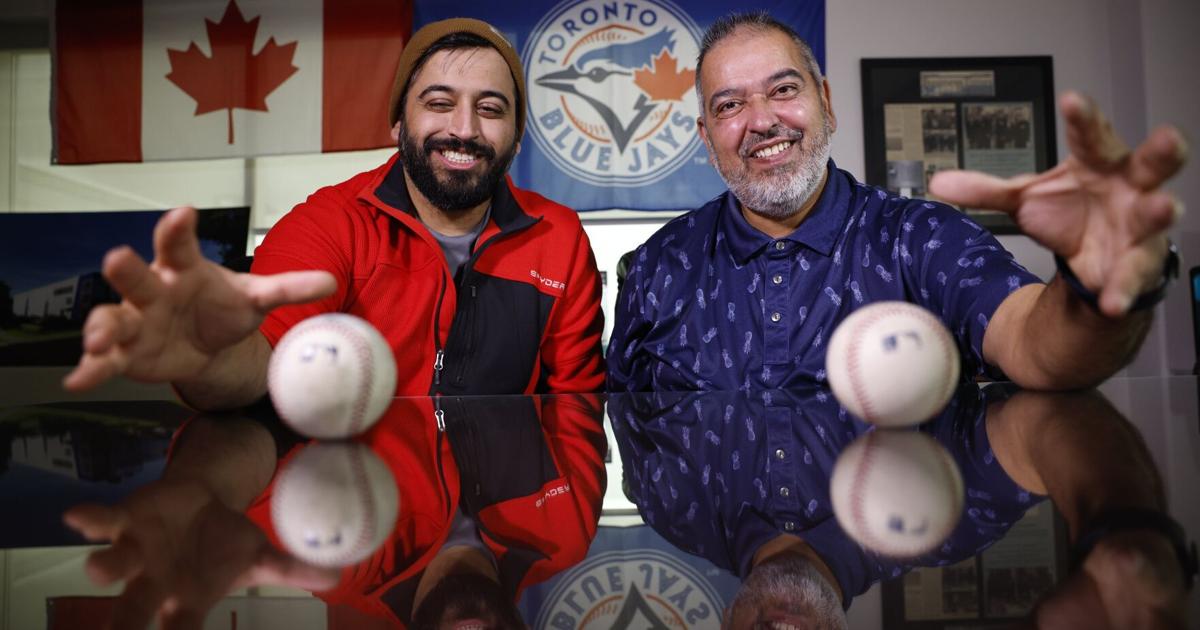 How a diehard Blue Jays fan and his son handled the Game 7 home-run balls that crushed Toronto's World Series dream