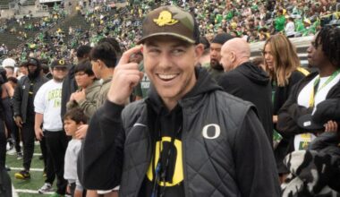 Oregon offensive coordinator and quarterbacks coach Will Stein throws during practice with the Oregon Ducks Saturday, April 6, 2024 at the Hatfield-Dowlin Complex in Eugene, Ore. (© Ben Lonergan/The Register-Guard / USA TODAY NETWORK)