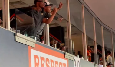 Travis Hunter in Denver dancing to the cries of the crowd 😂