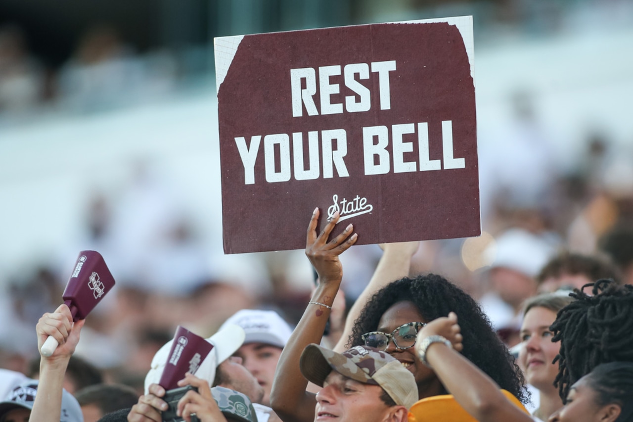 Tennessee Mississippi St Football