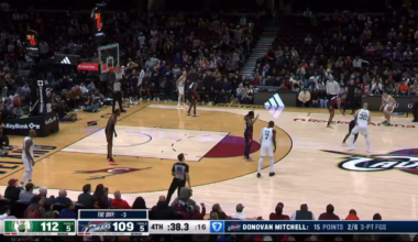 [Pull up shoot] This was cold 🥶 Pritchard likes his matchup with Garland, and waves off Jaylen. JB says you got that.. and he did.