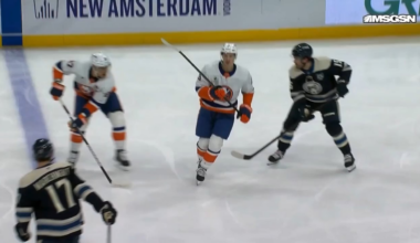 Barzal tries to amputate Marchment