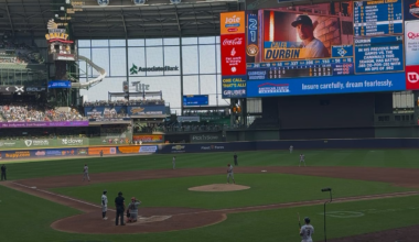 Sharing my first live HR (remember i’m from Brazil) that i got lucky to catch on video before bathroom break, I just had a feeling about this pitch with Durbinator on the plate.