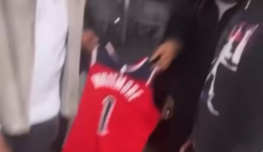 Someone need to tell this man he is not John Wall. We rebuilding so the record is what it is but he actin like he puttin on the Wizards jersey droppin 30 on folks. He had some coo games but he goin to the rim gettin his shii swatted majority of the time.